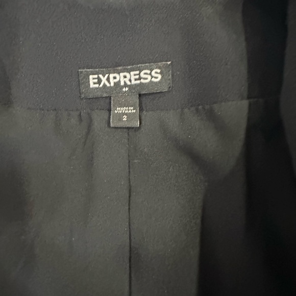 Size 2 jacket and size 4 skirt with matching reversible top from Express. Used - Picture 5 of 7
